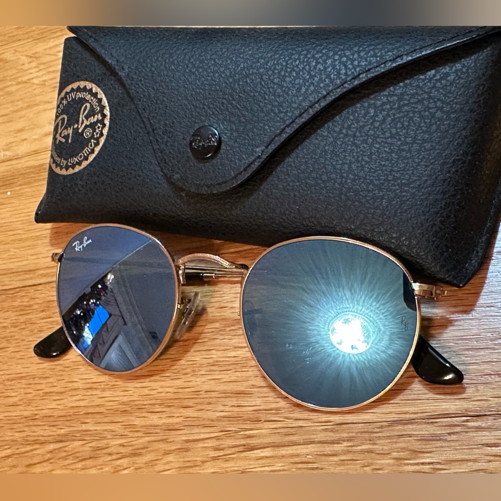 Blue Round Ray-Bans